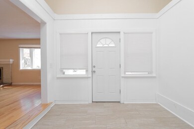 104 W Calvin St, West Springfield, MA 01089 - photo 2