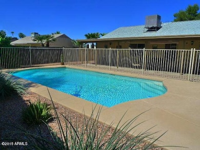 fencedpool.JPG