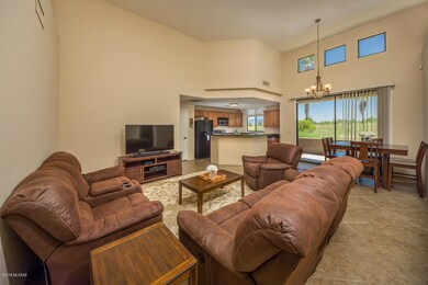 85 S Crown Plaza Vail AZ 85641