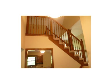 ENTRY W/VIEW TO THE 2ND LEVEL!!