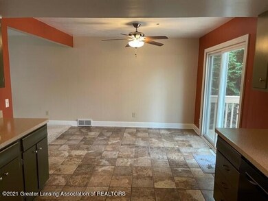 1926 Rock Way, Lansing, MI 48910 - photo 6