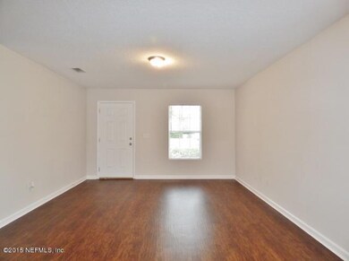 4358 Melissa Ct W, Jacksonville, FL 32210 - photo 4