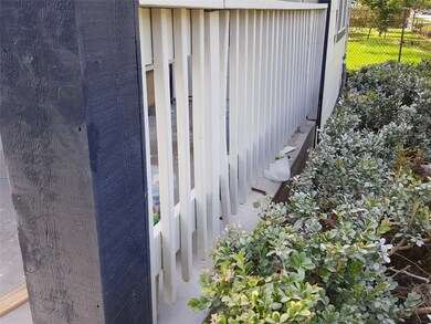 9213 Dandy St, Houston, TX 77016 - photo 5