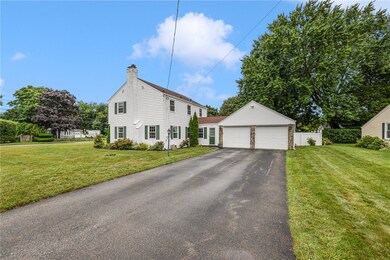 486 Namquid Dr, Warwick, RI 02888 - photo 4