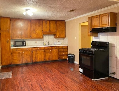 13425 Indianapolis St, Houston, TX 77015 - photo 6