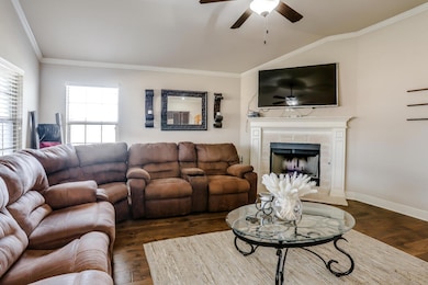 6502 71st St, Lubbock, TX 79424 - photo 4