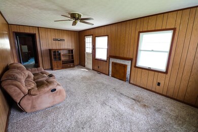 1107 Atwater Ave, Circleville, OH 43113 - photo 7