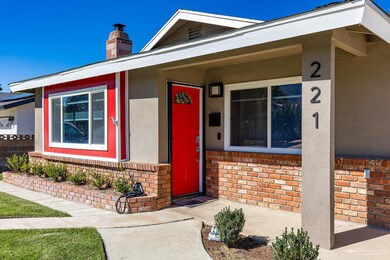 221 Bartlett St, Tehachapi, CA 93561 - photo 2