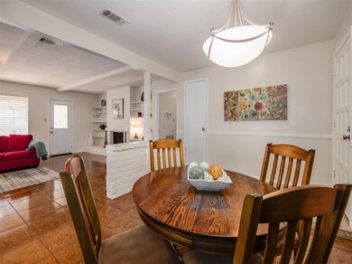 16326 Tibet Rd, Friendswood, TX 77546 - photo 6