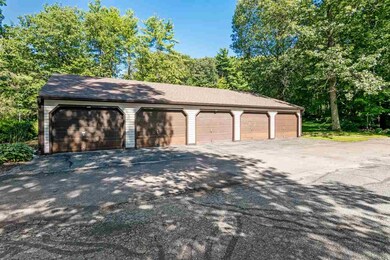 44 Whispering Pines Condominium unit 4, Colchester, VT 05446 - photo 3