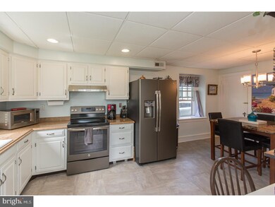 347 Strathmore Rd, Havertown, PA 19083 - photo 7