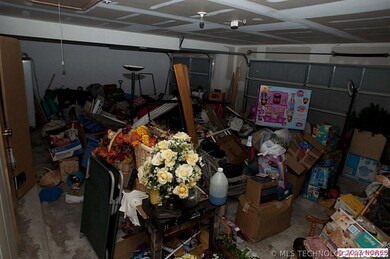 3 Car Garage, inside