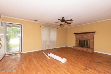 158 White Oak Blvd-5