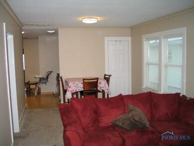 827 W Main St, Woodville, OH 43469 - photo 5