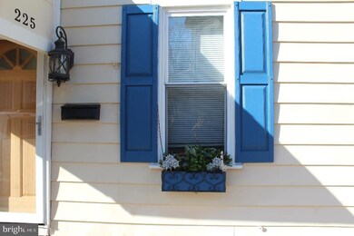 225 William St, Downingtown, PA 19335 - photo 2