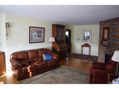 731 NW 5th St, Pendleton, OR 97801 - photo 4