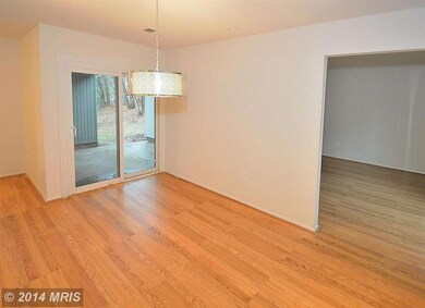 12707 Kingsbury Ct, Woodbridge, VA 22192 - photo 3