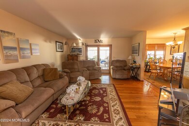 612 Tappan St, Forked River, NJ 08731 - photo 2