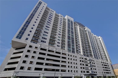 View of apartment building / complex