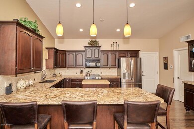 Kitchen2 (1)