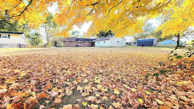 1611 E Range Line Rd, Greencastle, IN 46135 - photo 4