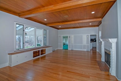 129 Deerfield Rd, Caldwell, WV 24925 - photo 4