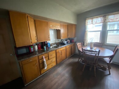 922 Monroe St, Elkhart, IN 46516 - photo 3