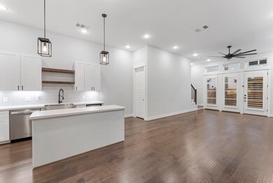 113 Coronado St, Houston, TX 77009 - photo 7