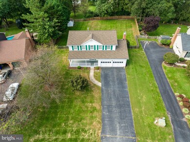 8128 Claiborne Dr, Frederick, MD 21702 - photo 2