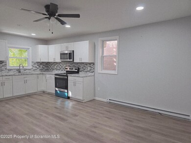 409 Pittston Ave unit 1st floor S, Scranton, PA 18505 - photo 3