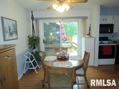 4843 N Gaines St, Davenport, IA 52806 - photo 5