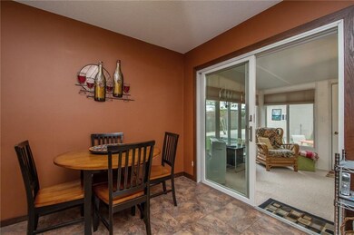 2130 Watrous Ave, Des Moines, IA 50321 - photo 6