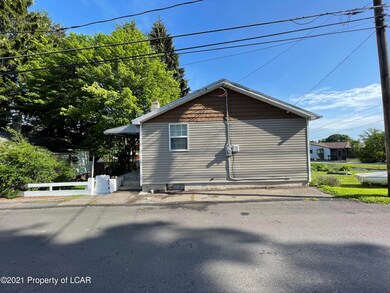 124 Bayview Ave, McAdoo, PA 18237 - photo 3