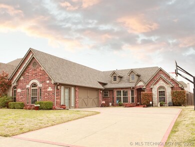 Great curb appeal w/view of flex room/office w/ pr