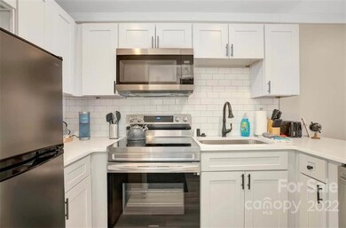 500 Adams Apple Dr unit 4, Banner Elk, NC 28604 - photo 4