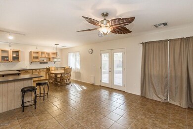 Living rm-Kitchen view