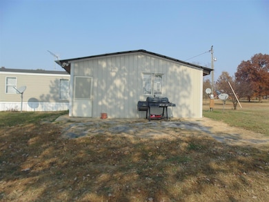 3341 Sims Rd, Shelbyville, TN 37160 - photo 4