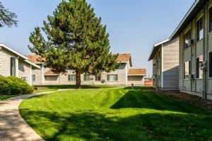 307 20th St, Enterprise, OR 97828 - photo 2