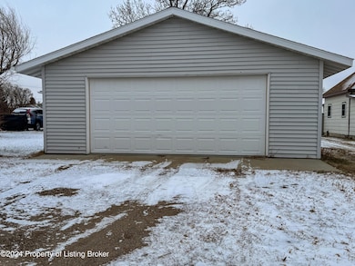 1142 McKenzie Street New England-3