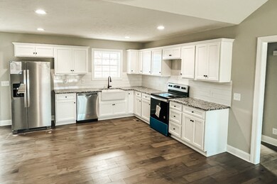 203 Graham Way, Shelbyville, TN 37160 - photo 3