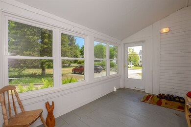 212 S Main St, Newmarket, NH 03857 - photo 4