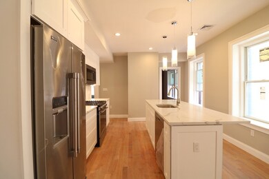 422 Hanover St unit 5, Boston, MA 02113 - photo 2