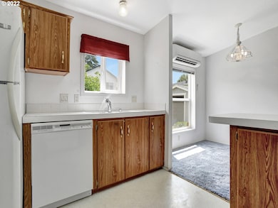 1337 S Ginger Ct, Cornelius, OR 97113 - photo 4