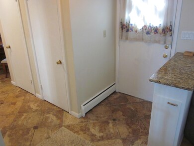 03 LATHAM ENTRY