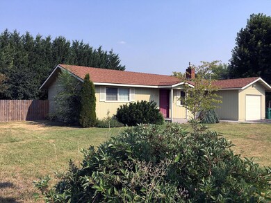 4103 Meadows Dr, Klamath Falls, OR 97603 - photo 2