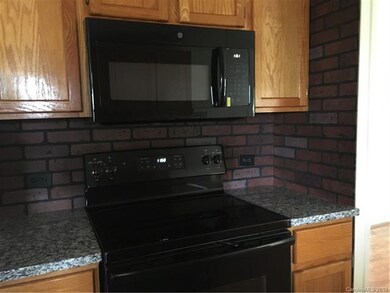 157 Rimmer Rd, Statesville, NC 28625 - photo 4