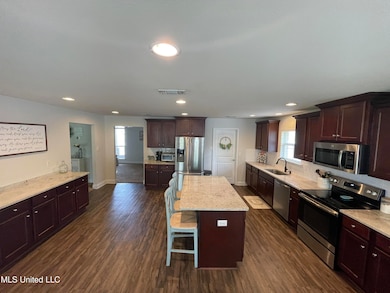 6269 Roxanne Way, Biloxi, MS 39532 - photo 4