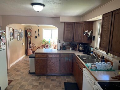 904 kitchen