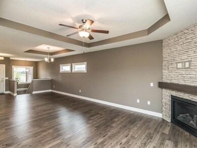 9948 Thorton Dr, Grimes, IA 50111 - photo 4