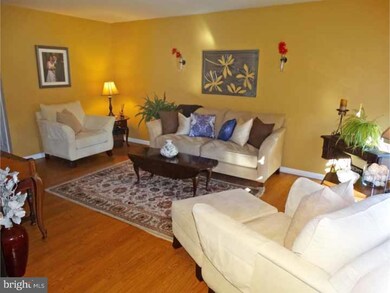 534 Old Mill Dr, Langhorne, PA 19047 - photo 3